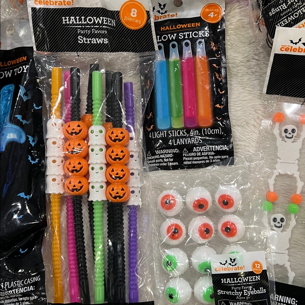 Huge lot of Halloween window clings straws spider rings glow sticks - Picture 3 of 10